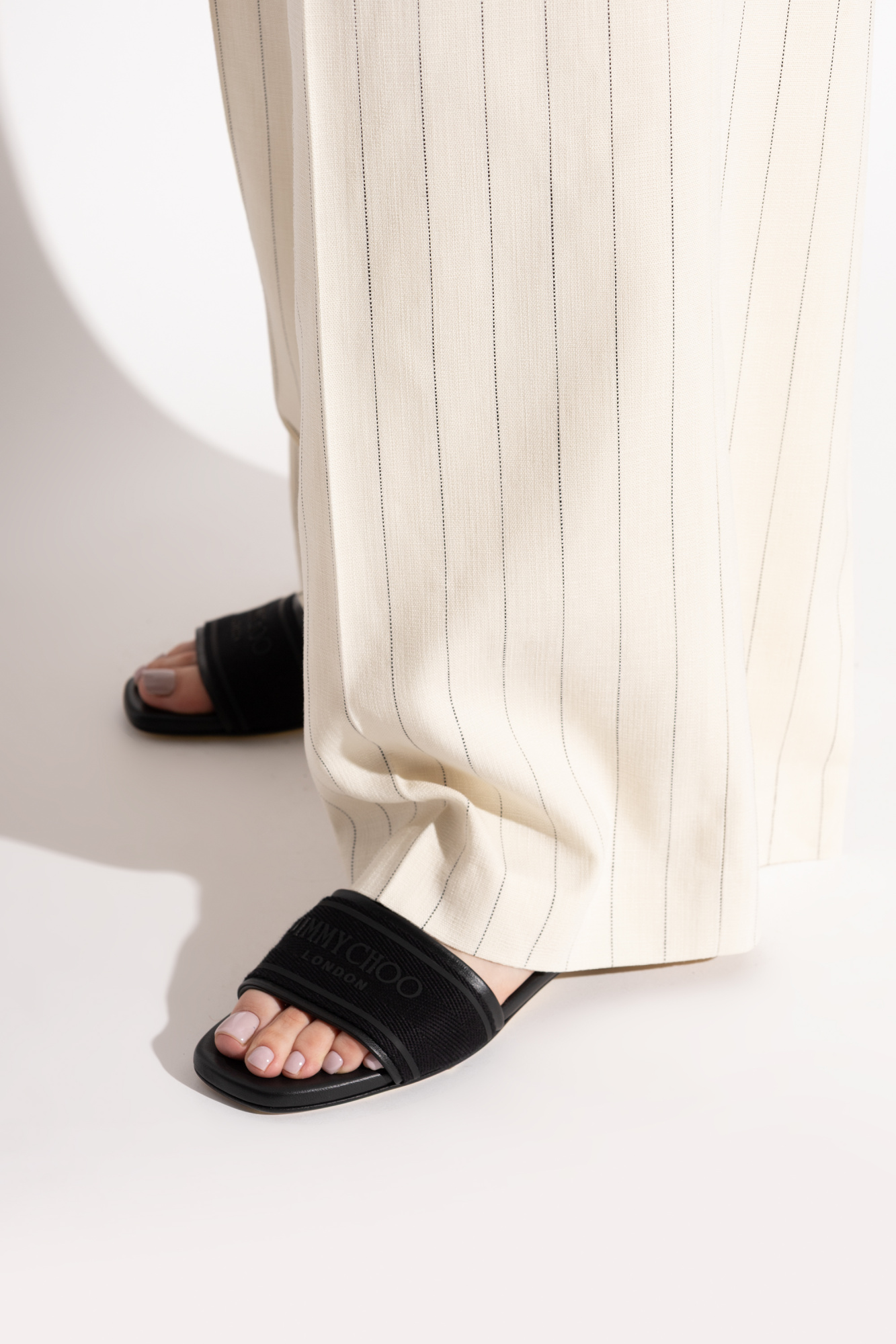 サンダル・ミュール JIMMY CHOO JOA FLAT CANVAS FLAT SANDALS Jimmy Choo Joa Flat Sandals | Neutrals | FARFETCH